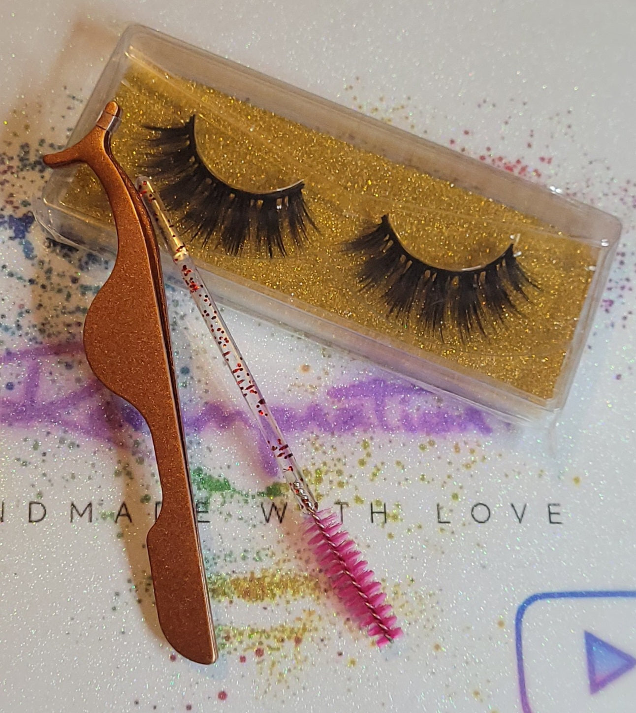 Eyelash Cases w/ free gifts - Revampnation1 LLC